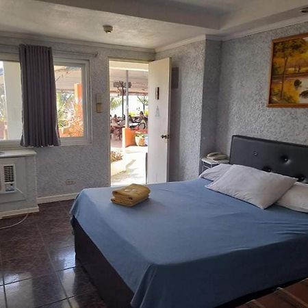Blue Rock Resort Olongapo Eksteriør bilde