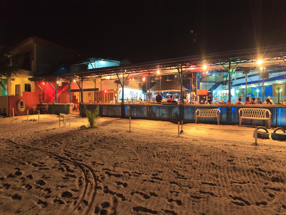 Blue Rock Resort Olongapo Eksteriør bilde