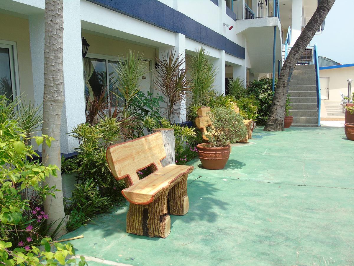Blue Rock Resort Olongapo Eksteriør bilde