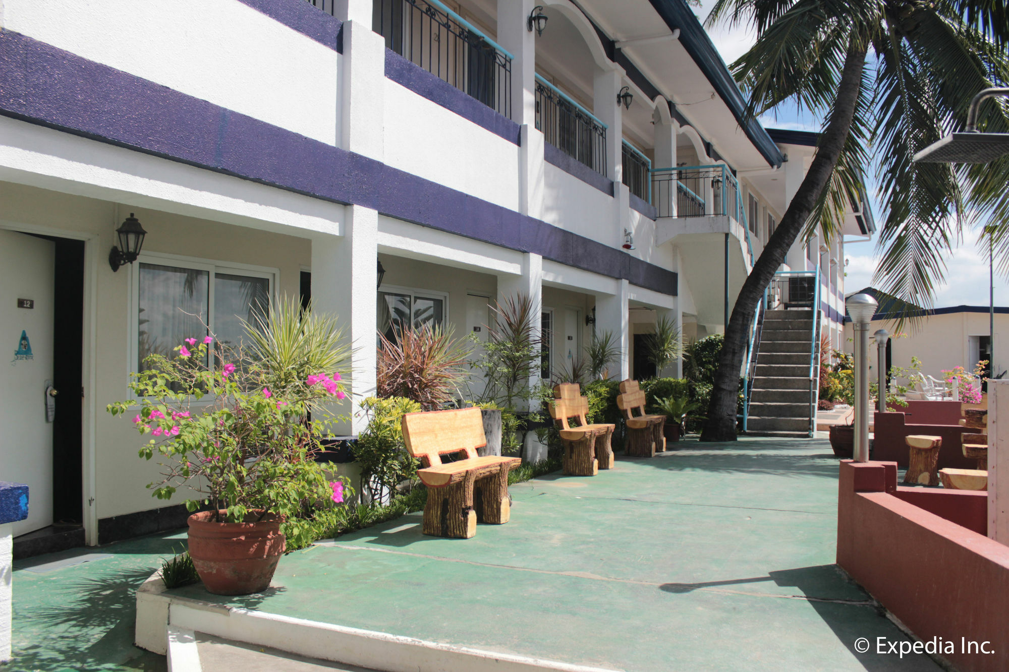 Blue Rock Resort Olongapo Eksteriør bilde