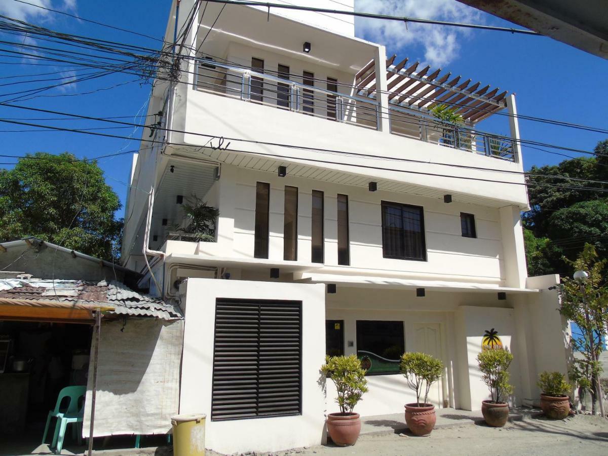 Blue Rock Resort Olongapo Eksteriør bilde